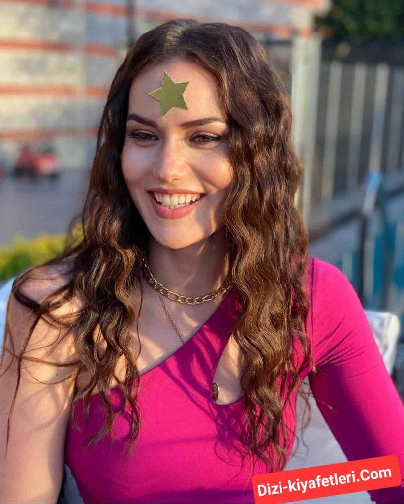 Fahriye Evcen Kıyafetleri Dizi Kombinleri