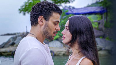 Gözleri Karadeniz Dizisi Kıyafetleri Güneş Azil