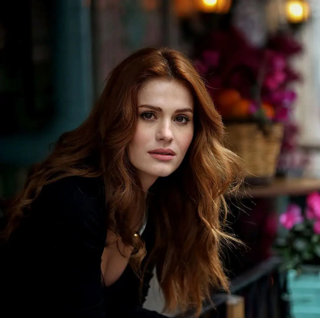 Taşacak Bu Deniz Dizi Kıyafetleri Elbise Sponsorları